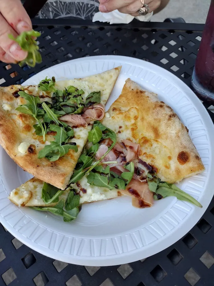 Prosciutto & Arugula Pizza